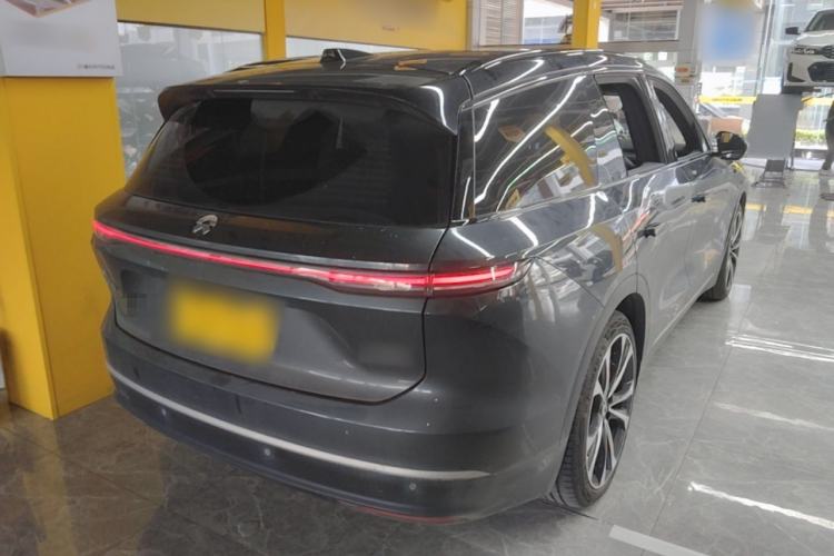 Used Nio ES8 2023 100kWh Signature Edition Rear Right 45 Deg
