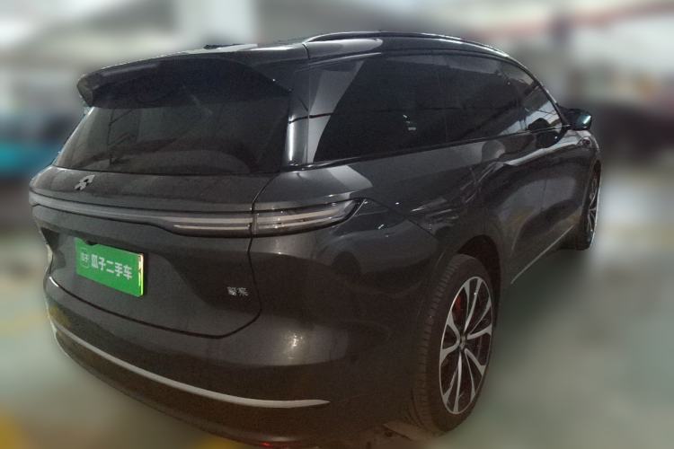 Used Nio ES8 2023 100kWh Signature Edition Rear Right 45 Deg