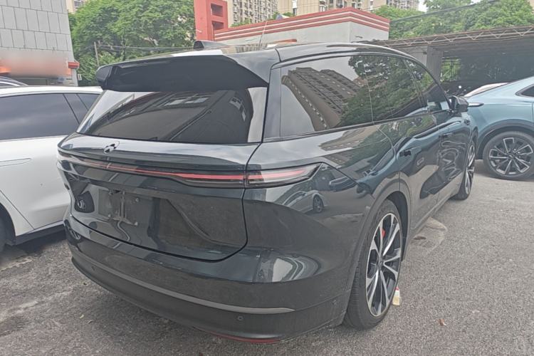 Used Nio ES8 2023 100kWh Executive Edition Rear Right 45 Deg