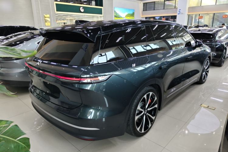 Used Nio ES8 2023 100kWh Signature Edition Rear Right 45 Deg