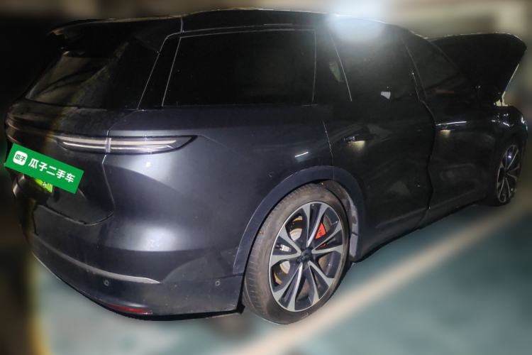 Used Nio ES8 2023 75 kWh Executive Edition Rear Right 45 Deg