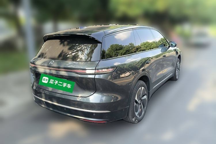 Used Nio ES8 2023 75 kWh Rear Right 45 Deg