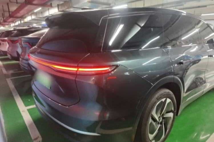 Used Nio ES8 2023 75 kWh Rear Right 45 Deg