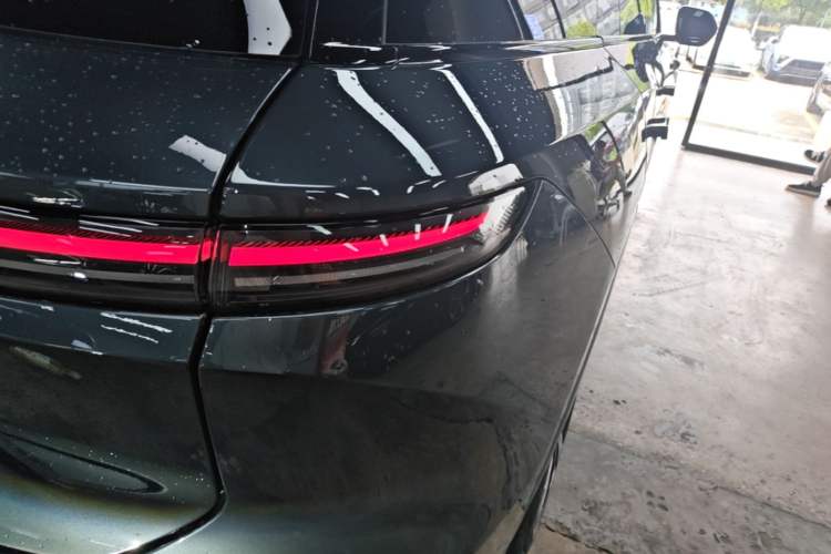 Used Nio ES8 2023 100kWh Signature Edition Right Rear Taillight