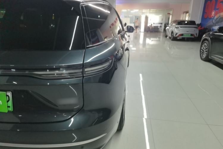 Used Nio ES8 2023 75 kWh Executive Edition Right Rear Taillight