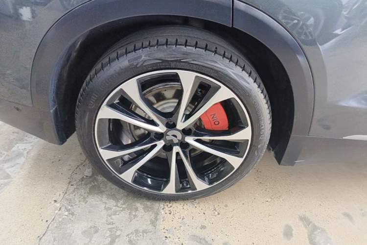 Used Nio ES8 2023 100kWh Signature Edition Right Rear Wheel Hub