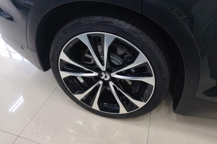 Used Nio ES8 2023 100kWh Signature Edition Right Rear Wheel Hub