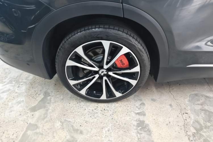 Used Nio ES8 2023 100kWh Signature Edition Right Rear Wheel Hub