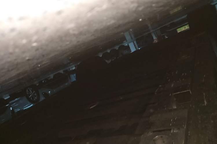 Used Nio ES8 2023 100kWh Right Side Sill