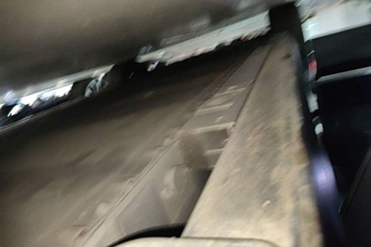 Used Nio ES8 2023 75 kWh Right Side Sill