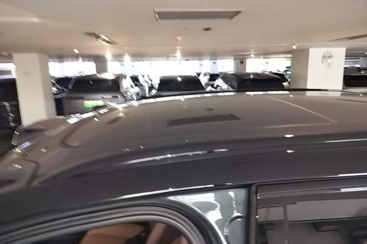 Used Nio ES8 2023 75 kWh Roof