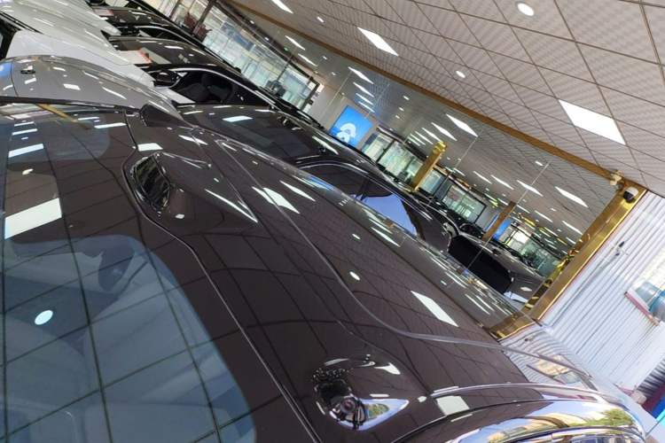Used Nio ES8 2023 75 kWh Roof