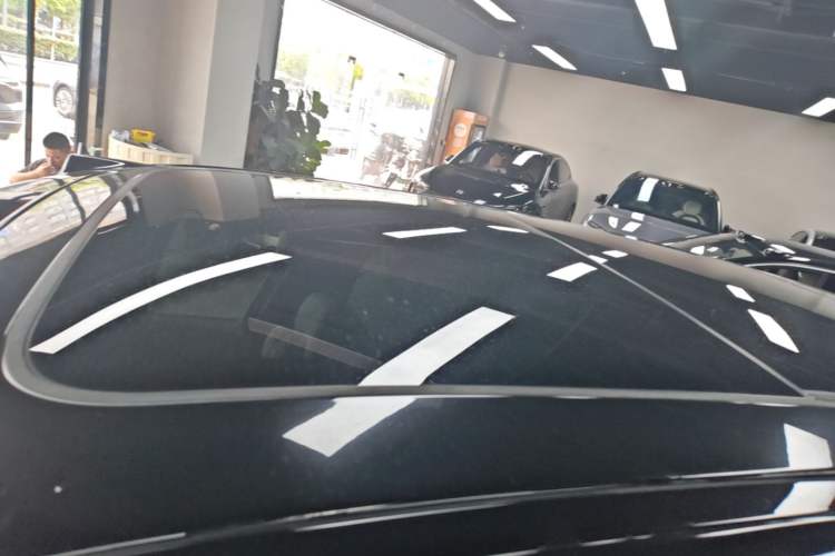 Used Nio ES8 2023 75 kWh Executive Edition Roof