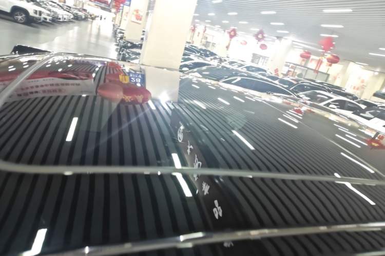 Used Nio ES8 2023 75 kWh Executive Edition Roof