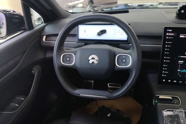 Used Nio ES8 2023 100kWh Signature Edition Steering Wheel