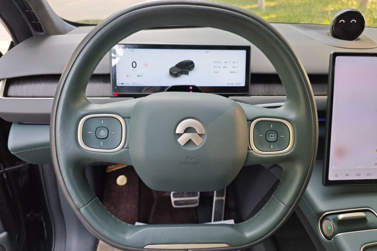 Used Nio ES8 2023 100kWh Signature Edition Steering Wheel