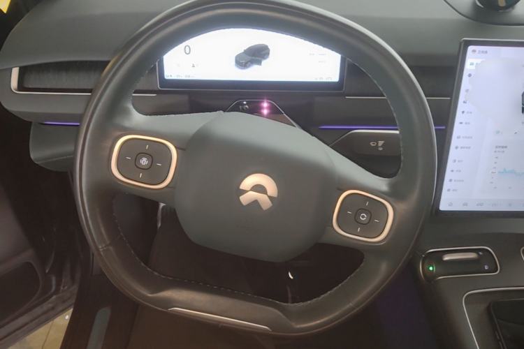 Used Nio ES8 2023 100kWh Signature Edition Steering Wheel
