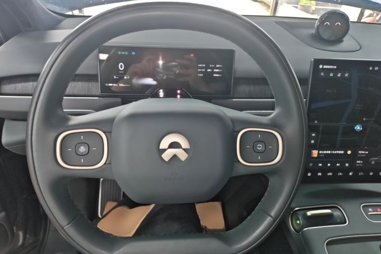 Used Nio ES8 2023 100kWh Signature Edition Steering Wheel