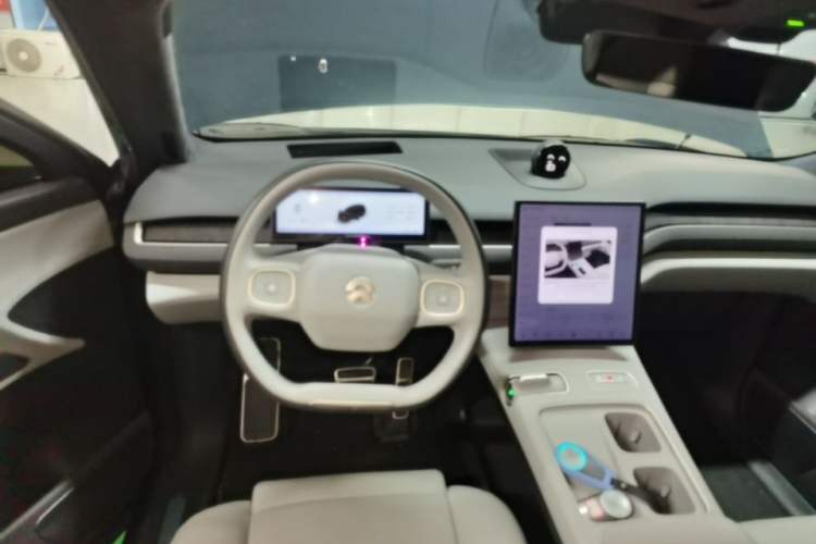 Used Nio ES8 2023 75 kWh Steering Wheel