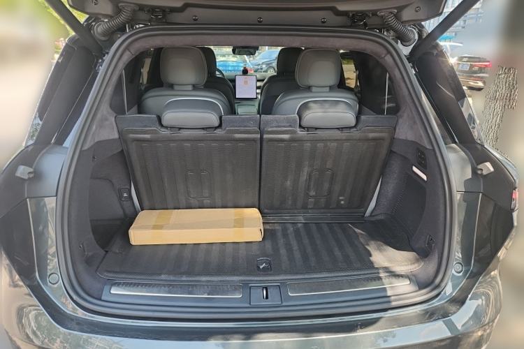 Used Nio ES8 2023 75 kWh Trunk