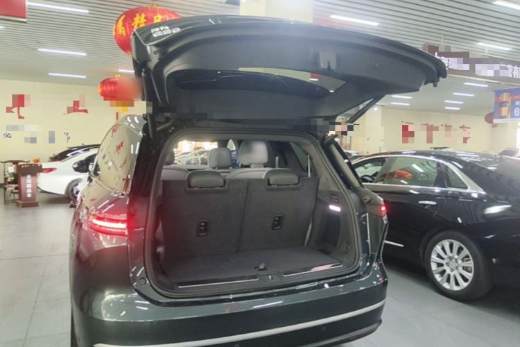 Used Nio ES8 2023 75 kWh Trunk