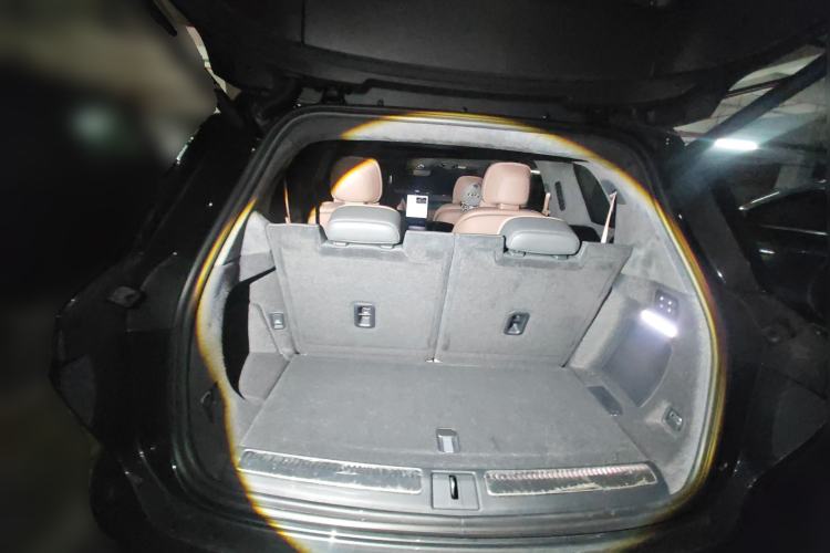 Used Nio ES8 2023 75 kWh Executive Edition Trunk