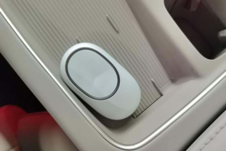 Used Nio ES8 2023 75 kWh Executive Edition Vehicle Key