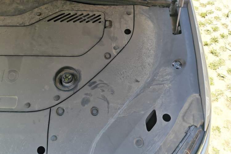 Used Nio ES8 2023 75 kWh Engine Bay Left