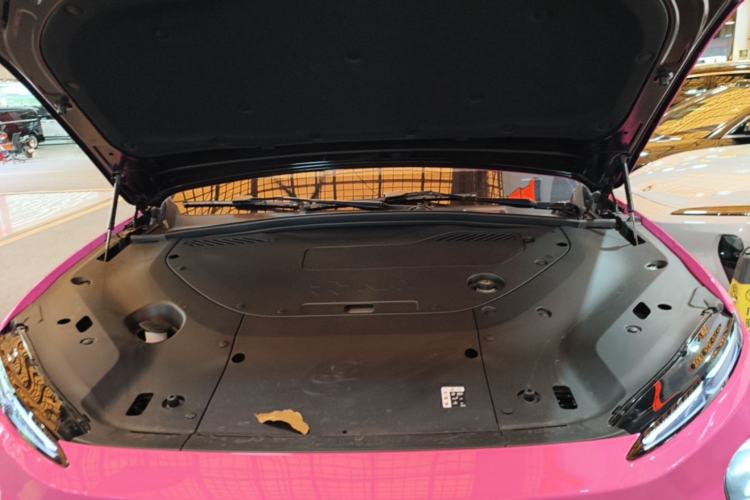 Used Nio ES8 2023 100kWh Signature Edition Engine Bay