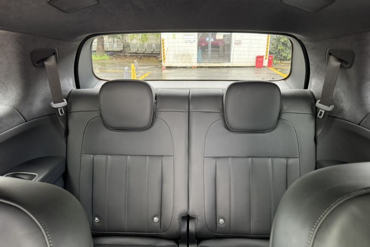 Used Nio ES8 2023 100kWh Signature Edition Interior 7