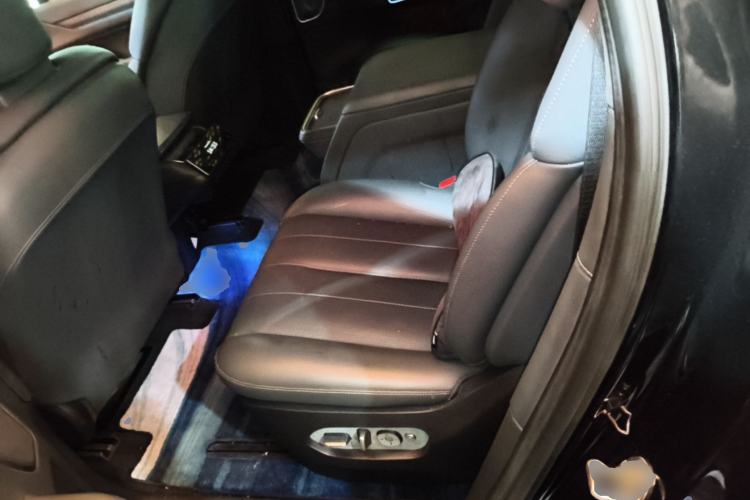 Used Nio ES8 2023 100kWh Signature Edition Left Rear Seat