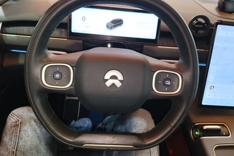 Used Nio ES8 2023 100kWh Signature Edition Steering Wheel
