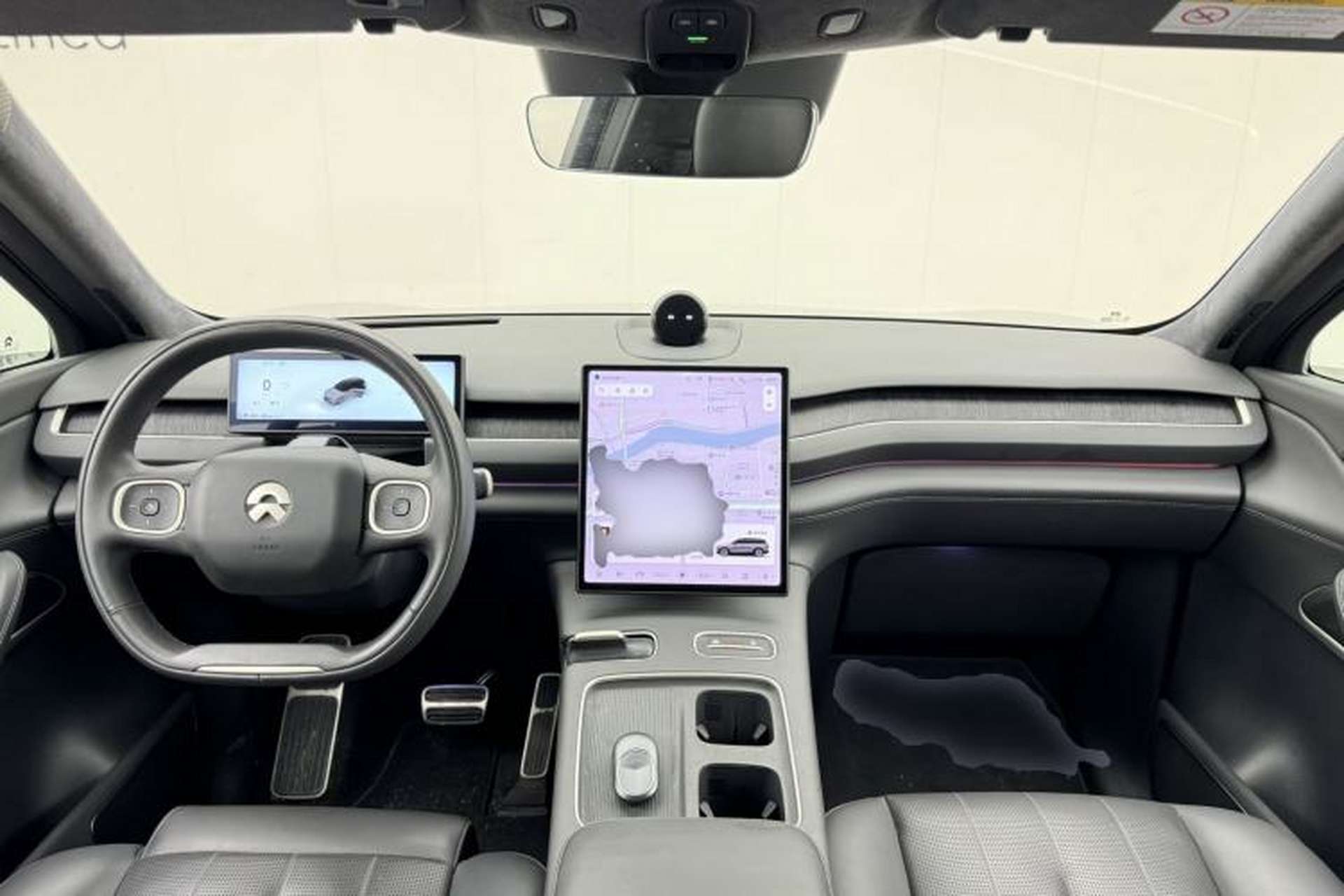 Used Nio ES8 2023 100kWh Executive Edition Center Console