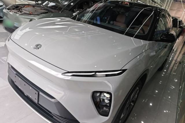 Used Nio ES8 2023 75 kWh Executive Edition