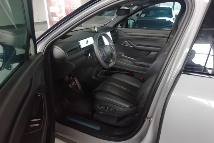 Used Nio ES8 2023 75 kWh Executive Edition Driver Seat
