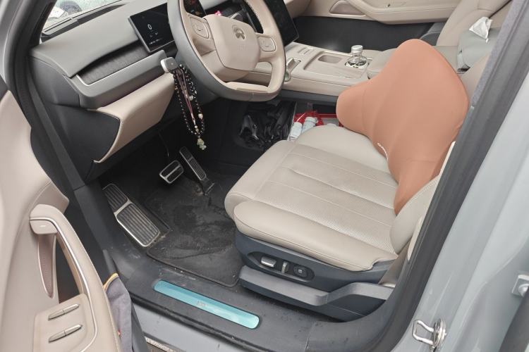 Used Nio ES8 2023 100kWh Executive Edition Driver Seat