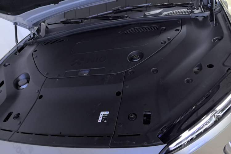 Used Nio ES8 2023 75 kWh Engine Bay