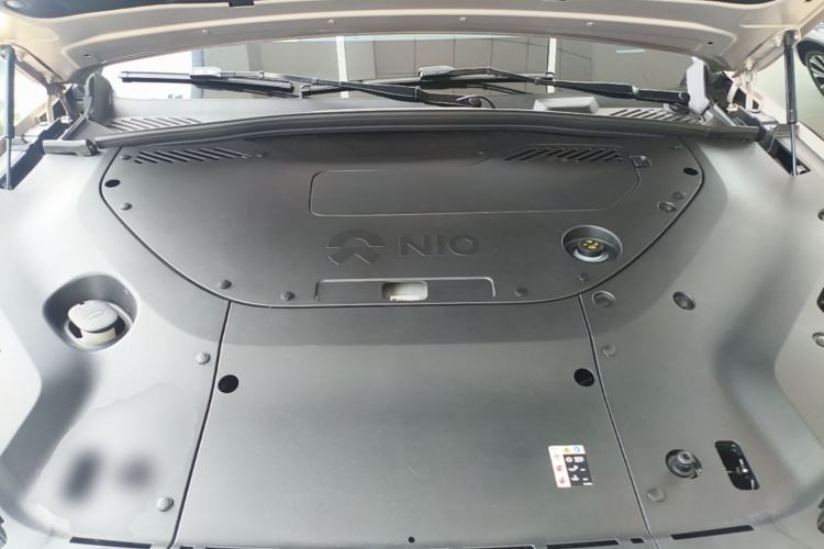 Used Nio ES8 2023 75 kWh Executive Edition Engine Bay