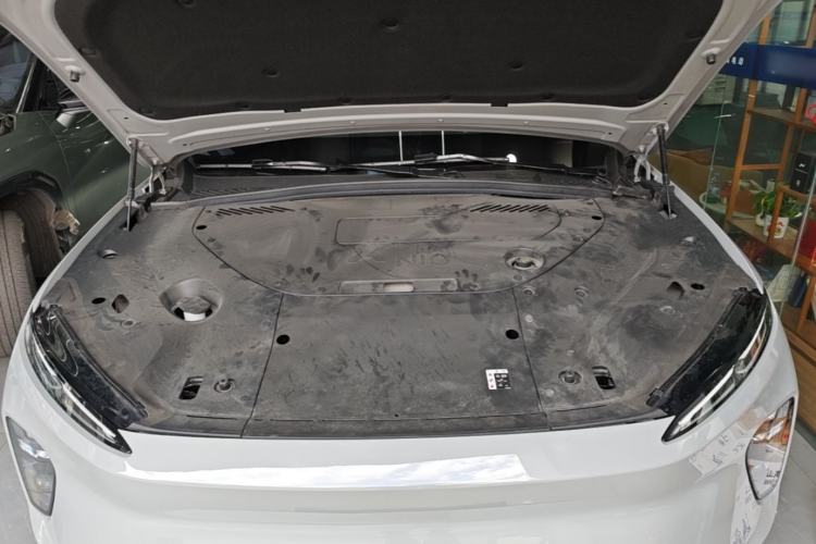 Used Nio ES8 2023 75 kWh Executive Edition Engine Bay