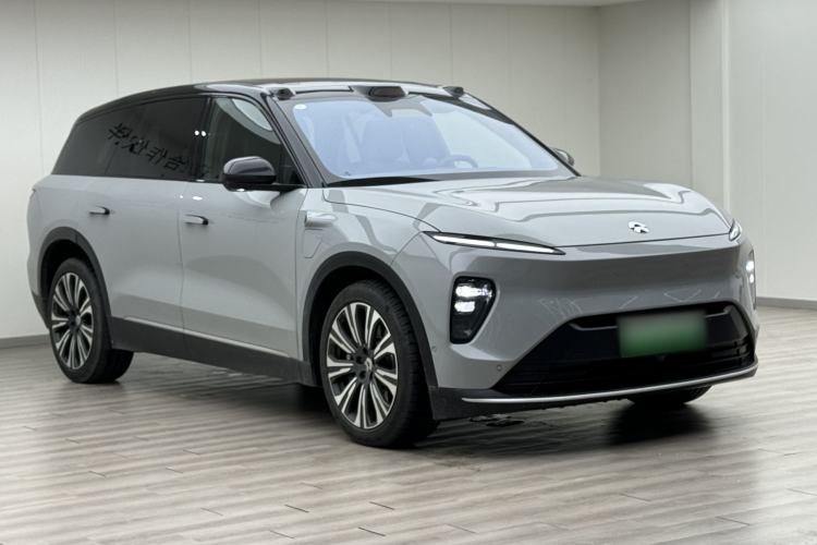 Used Nio ES8 2023 100kWh Executive Edition Front Right 45 Deg