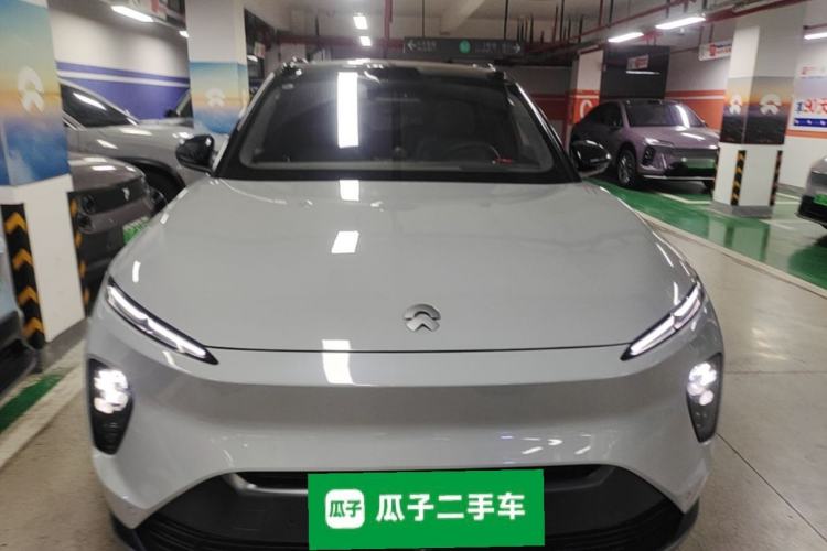 Used Nio ES8 2023 75 kWh Front