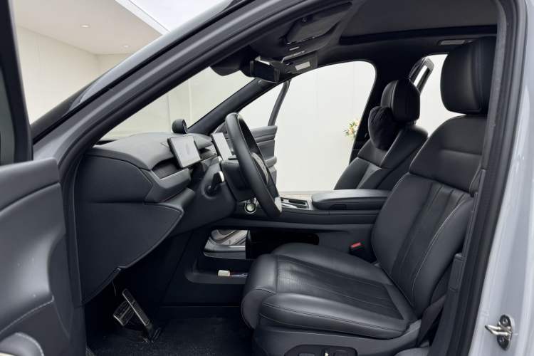 Used Nio ES8 2023 100kWh Executive Edition Left Front Seat