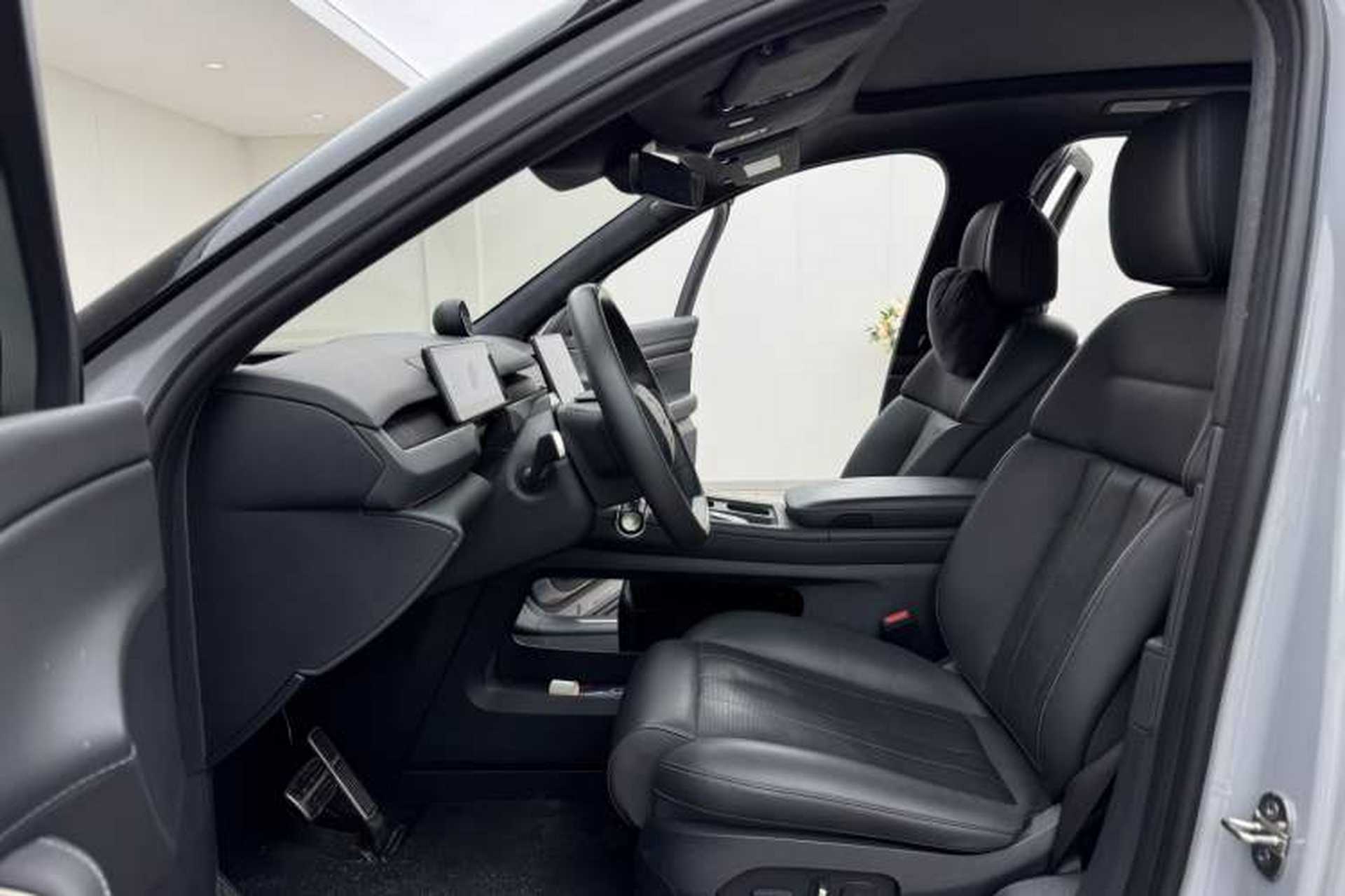 Used Nio ES8 2023 100kWh Executive Edition Left Front Seat
