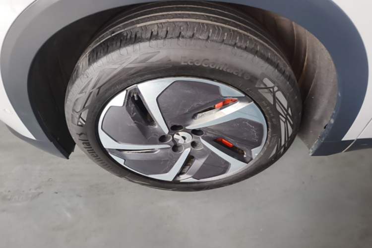 Used Nio ES8 2023 75 kWh Executive Edition Left Front Wheel Hub