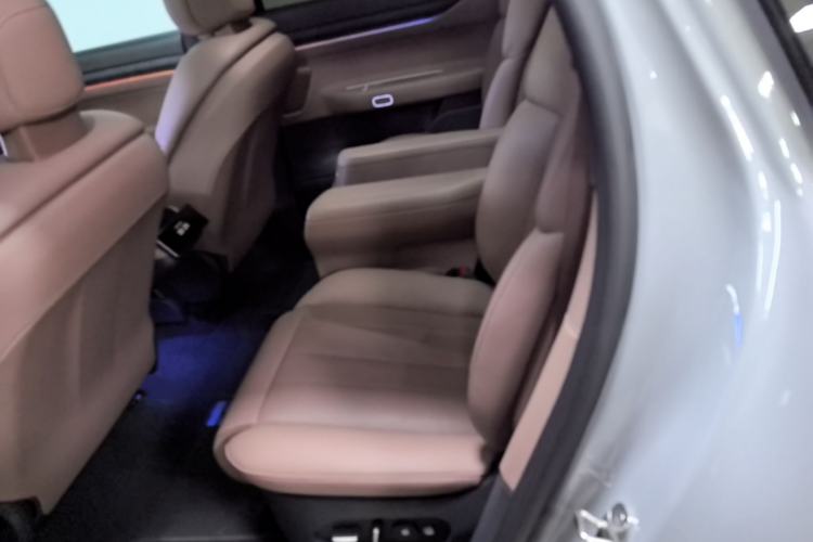 Used Nio ES8 2023 75 kWh Left Rear Seat