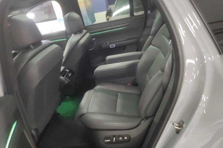 Used Nio ES8 2023 75 kWh Left Rear Seat