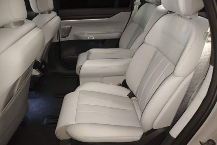 Used Nio ES8 2023 75 kWh Left Rear Seat