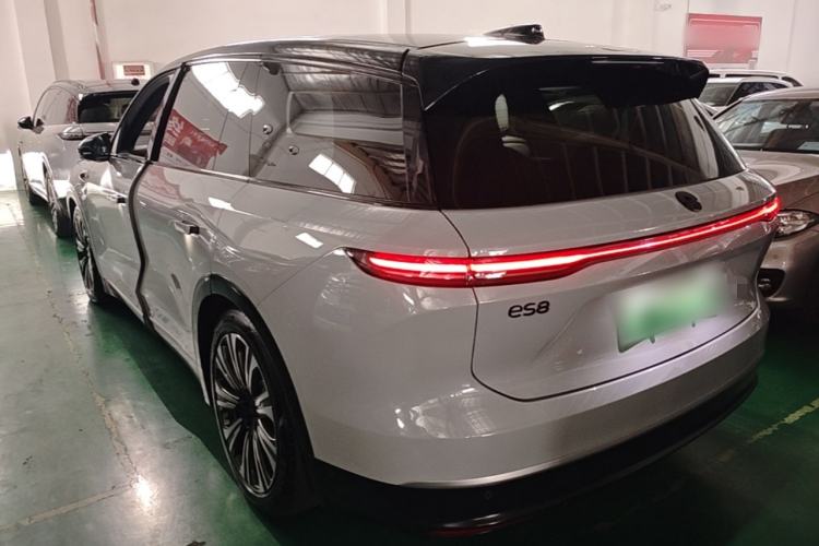 Used Nio ES8 2023 75 kWh Rear Left 45 Deg