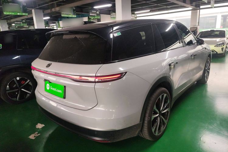 Used Nio ES8 2023 75 kWh Rear Right 45 Deg