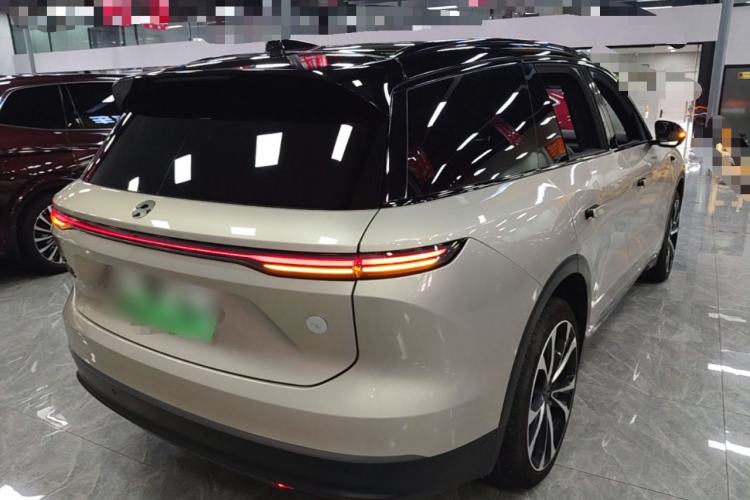 Used Nio ES8 2023 100kWh Signature Edition Rear Right 45 Deg